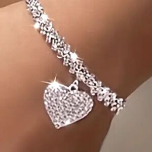 Rhinestone Heart Charm Bracelet, Copper Claw Chain Link.